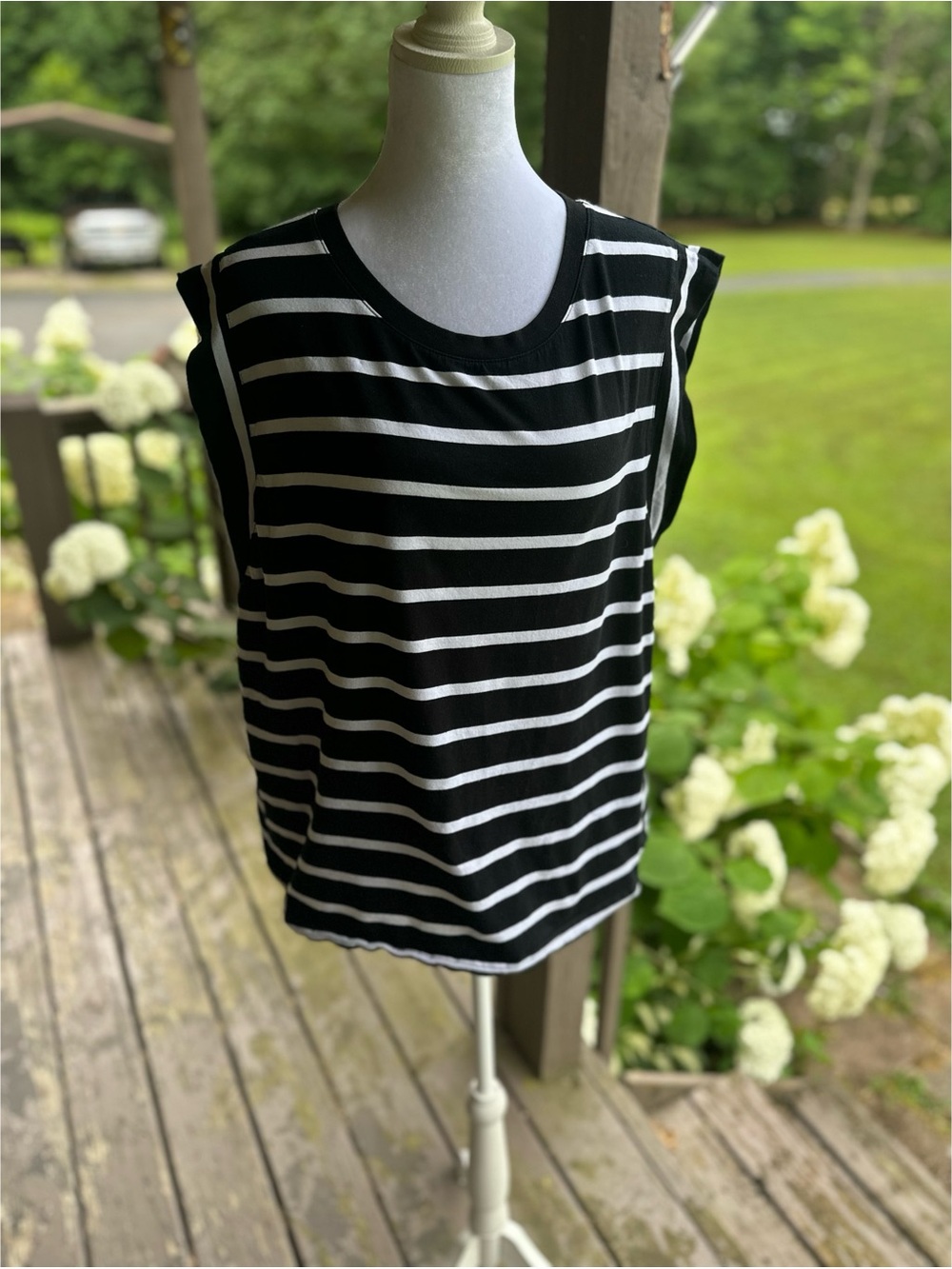 Wiholl Striped Black & White Sleeveless Tank Top Size XL